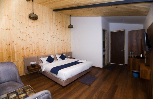 Luxury Rooms